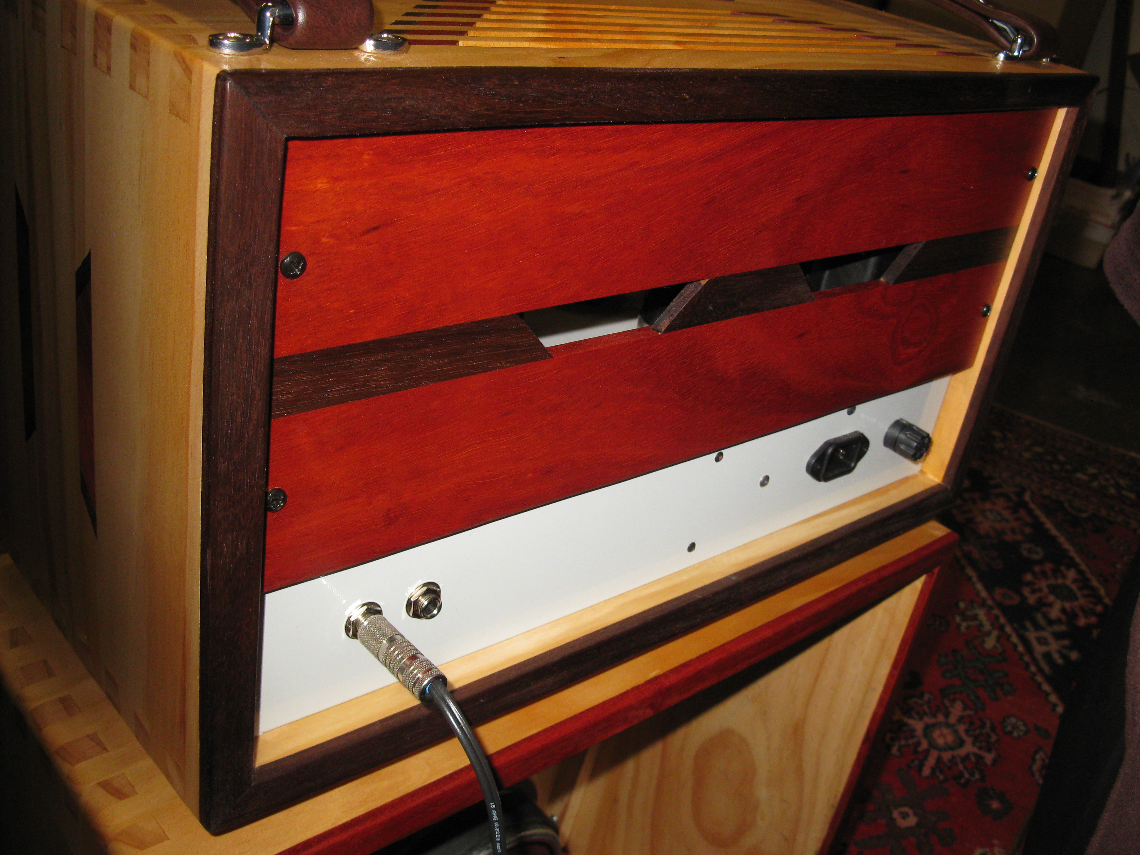 THT Amp back